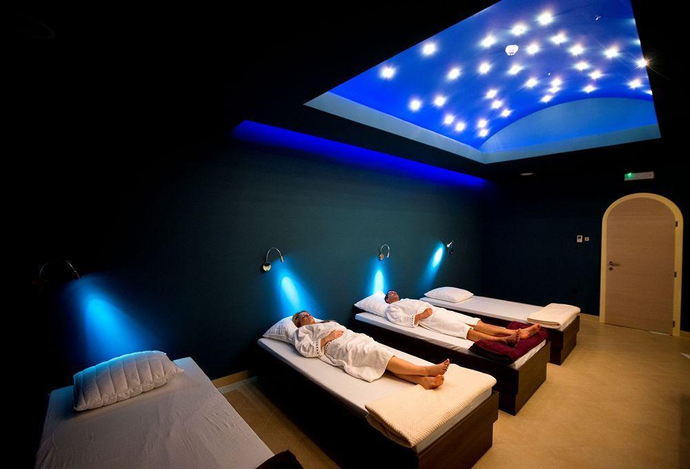 Hotel Galleria Subotica Zewnętrze zdjęcie