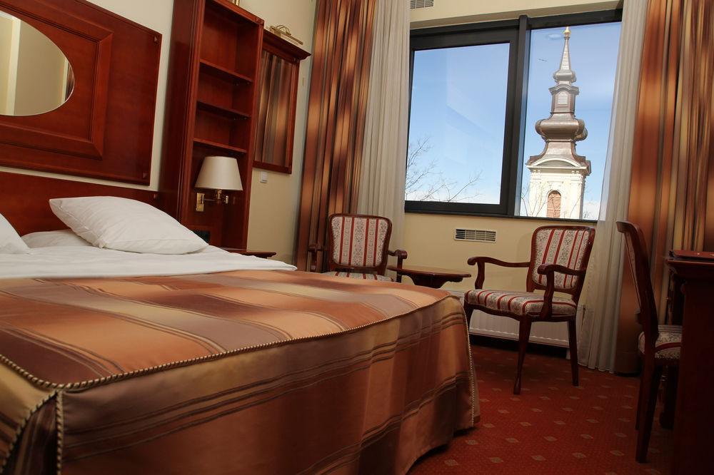 Hotel Galleria Subotica Zewnętrze zdjęcie