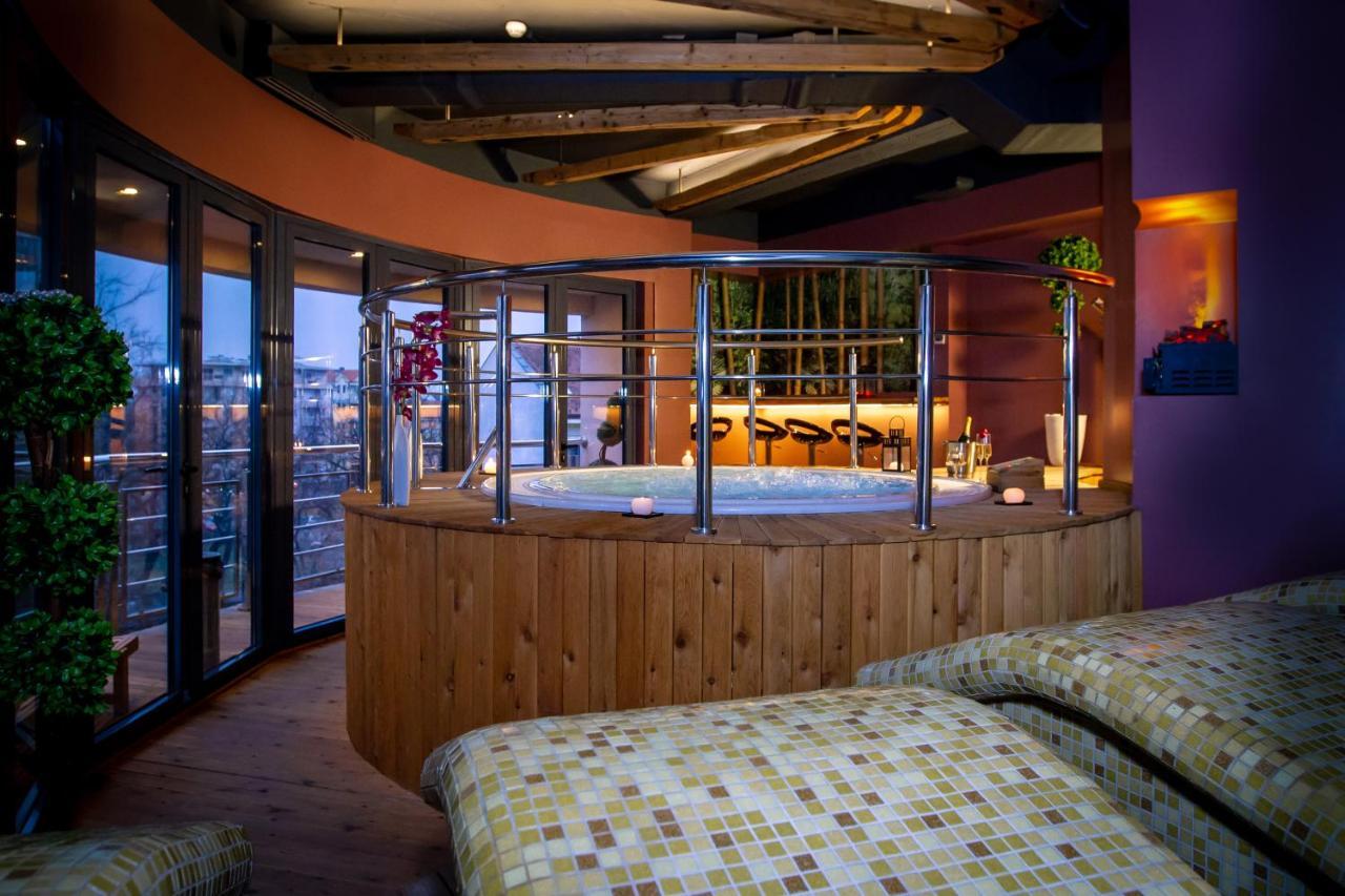 Hotel Galleria Subotica Zewnętrze zdjęcie